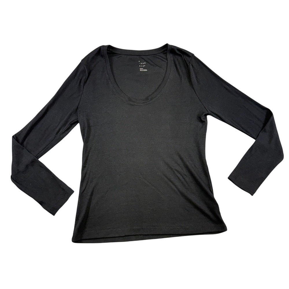 A New Day Womens Medium Black Scoop Neck Long Sleeve Ribbed Jersey Top Basic